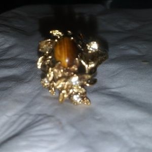 14k gold tigers eye ring